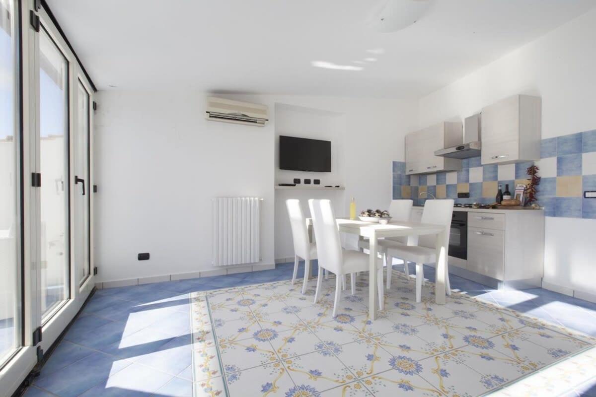 Appartamento Tetto Bianco Massa Lubrense Esterno foto